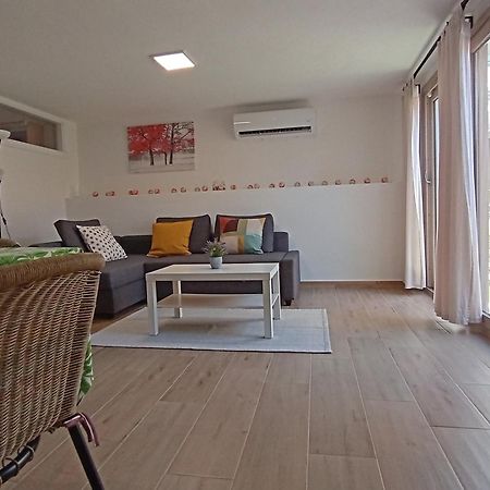 Vacanze Nella Casetta Pula Buitenkant foto