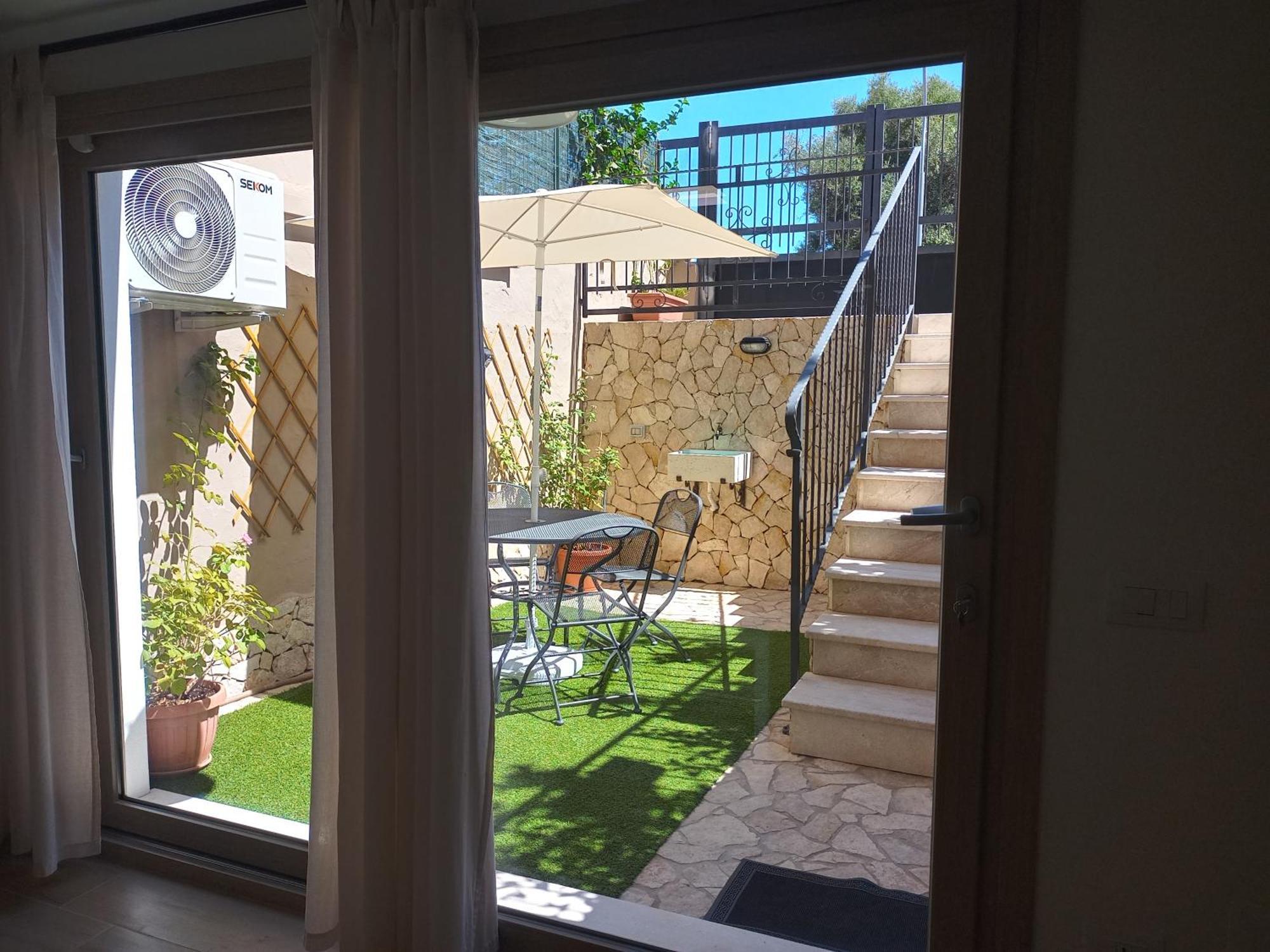 Vacanze Nella Casetta Pula Buitenkant foto