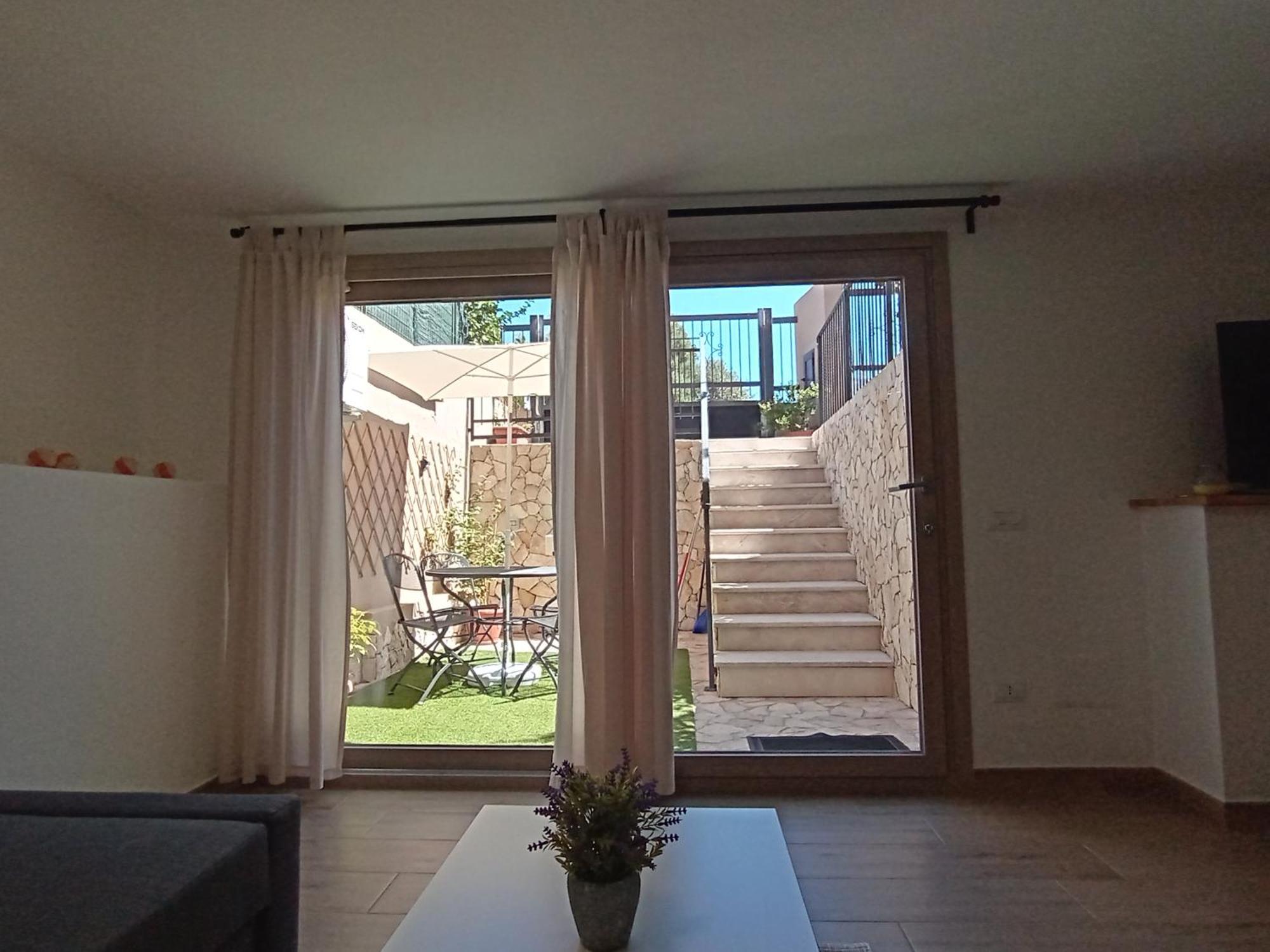 Vacanze Nella Casetta Pula Buitenkant foto